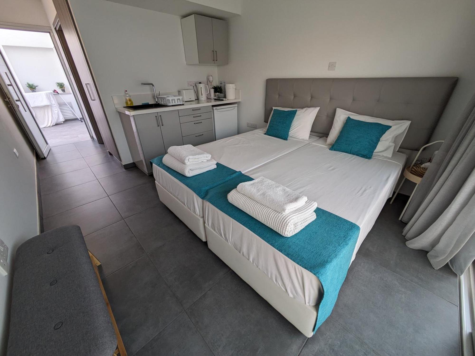 Memory Apartments Ayia Napa Bagian luar foto